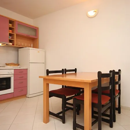 With A Parking Space - 6885 דירה