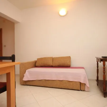 Apartment With A Parking Space - 6885